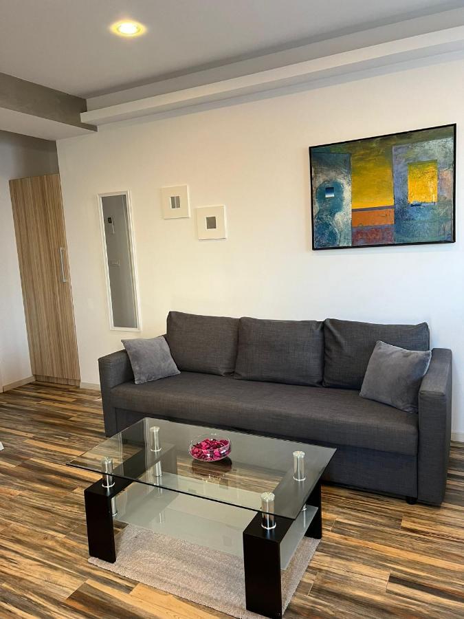 Apartments And Rooms Lorena 236 Rovinj Exterior photo