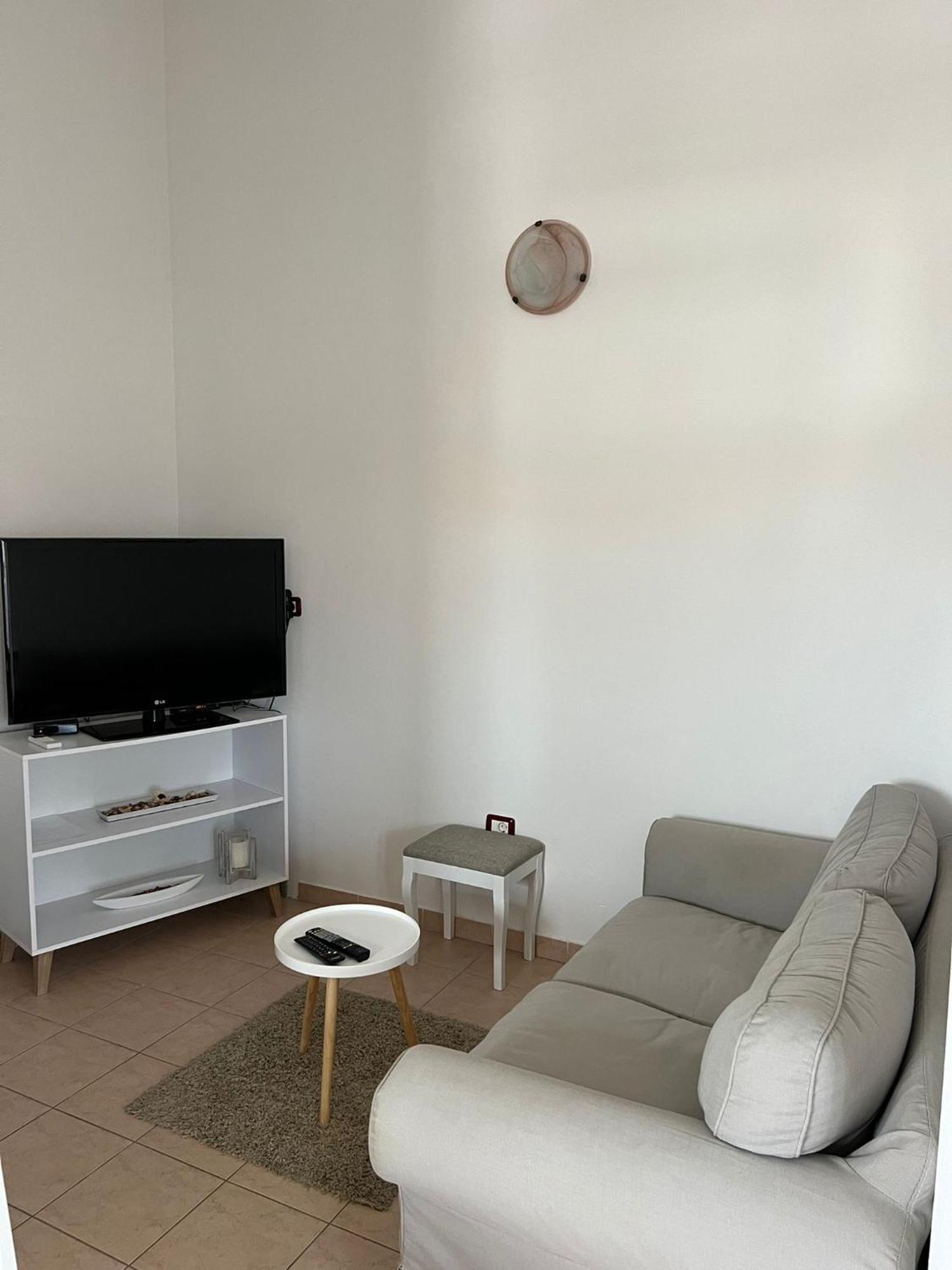 Apartments And Rooms Lorena 236 Rovinj Exterior photo