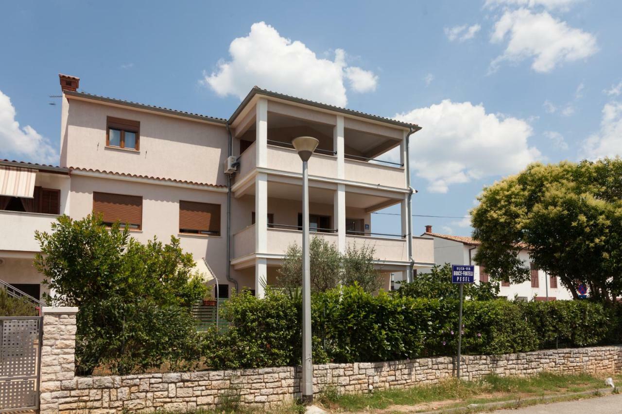 Apartments And Rooms Lorena 236 Rovinj Exterior photo