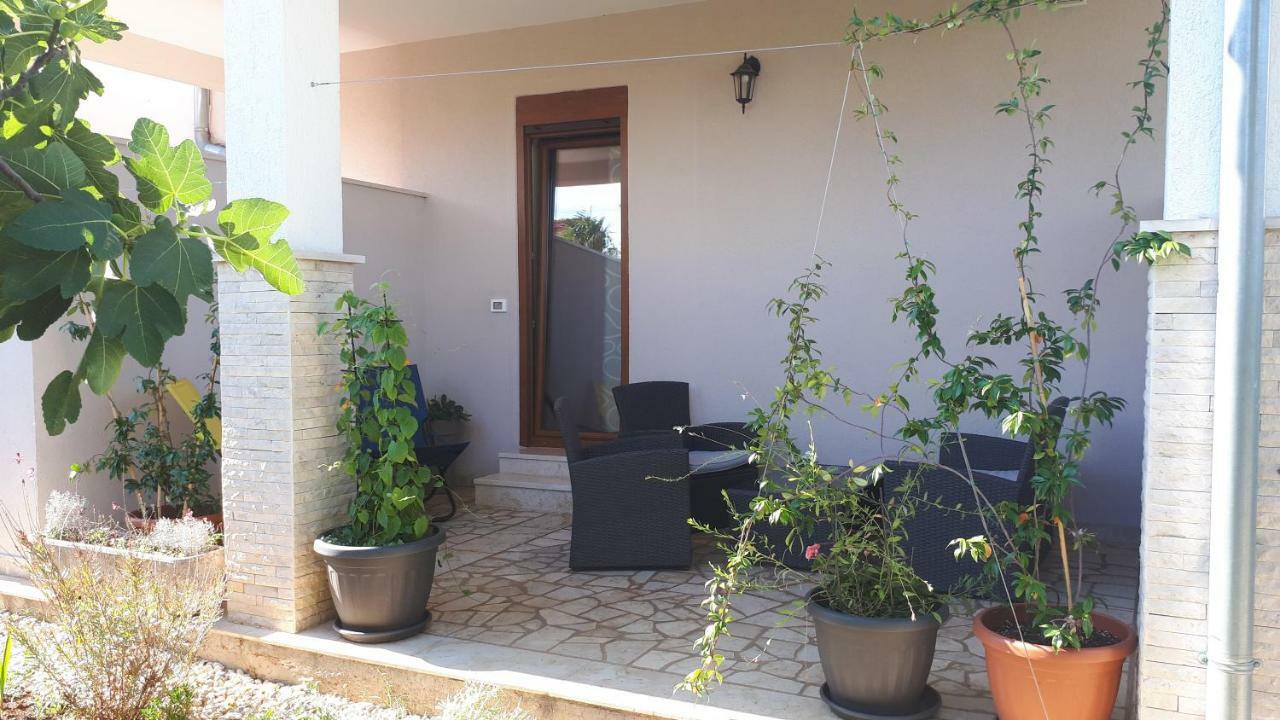 Apartments And Rooms Lorena 236 Rovinj Exterior photo